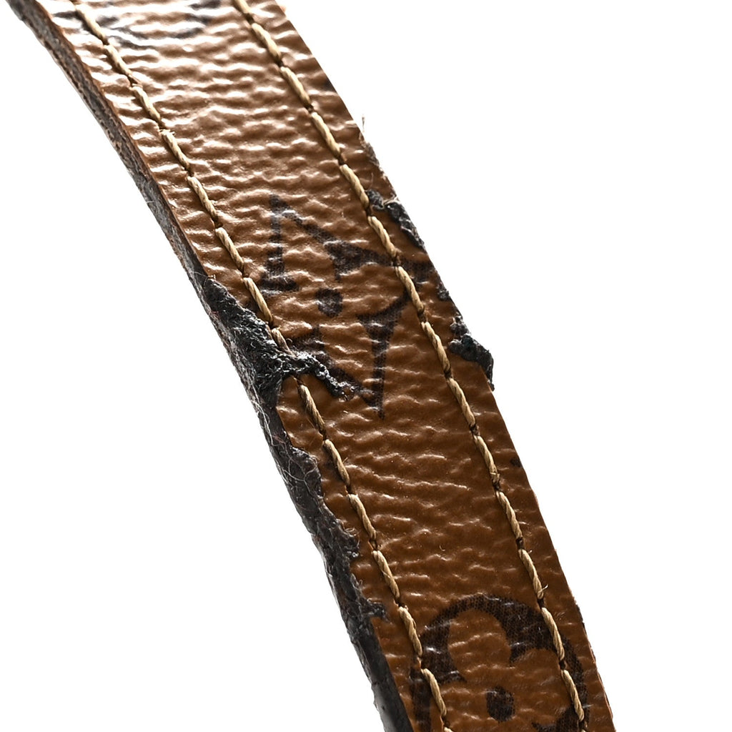 Reverse Monogram Giant Onthego MM