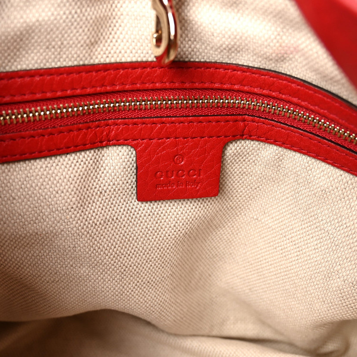 Cellarius Calfskin Medium Soho Chain Shoulder Bag Vibrant Red