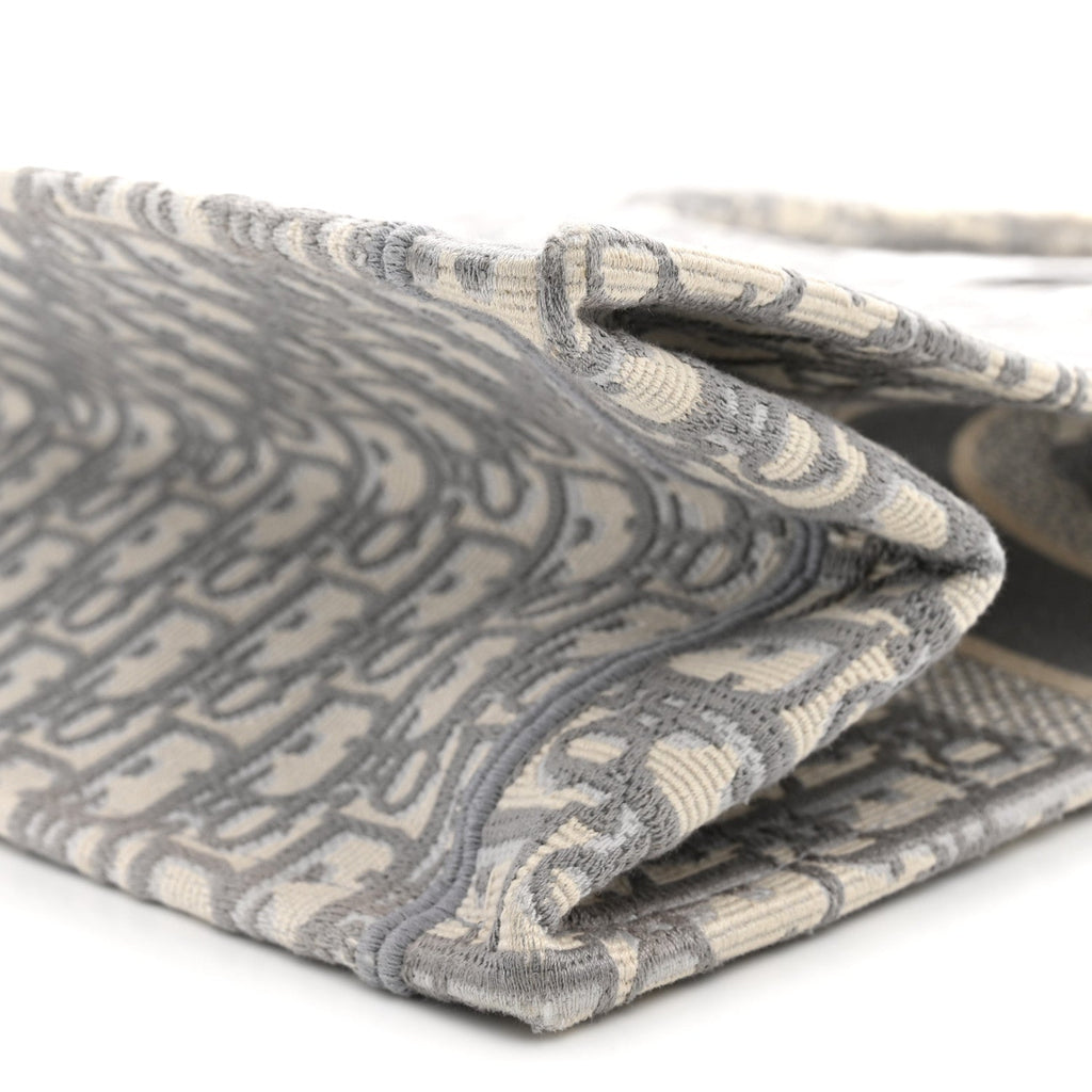 Oblique Medium Book Tote Grey