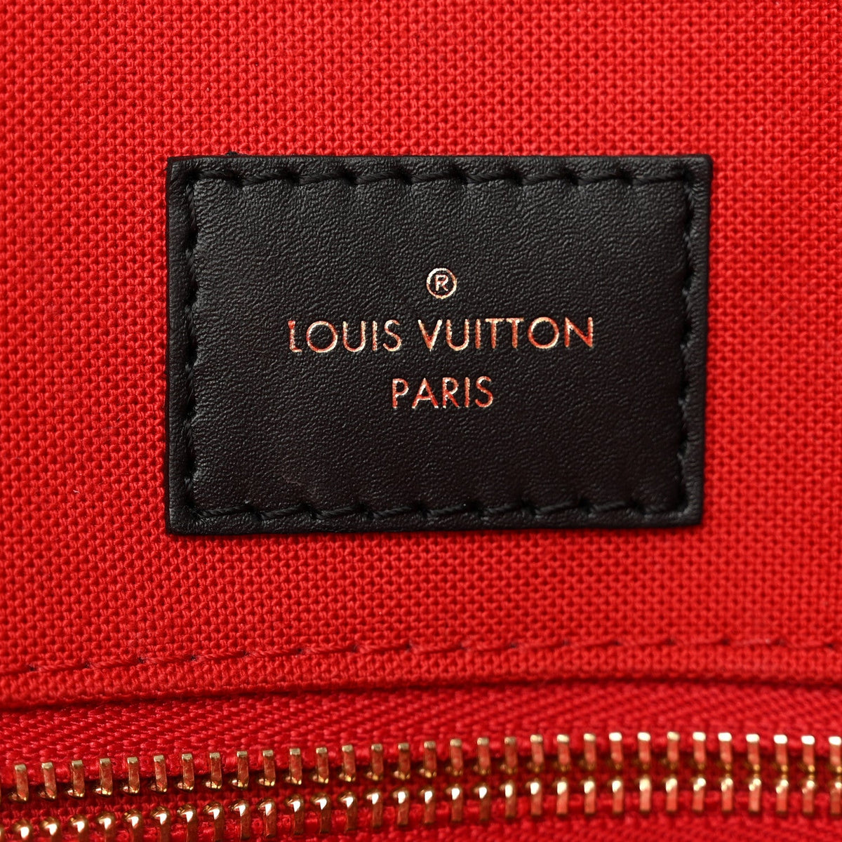 Reverse Monogram Giant Onthego MM