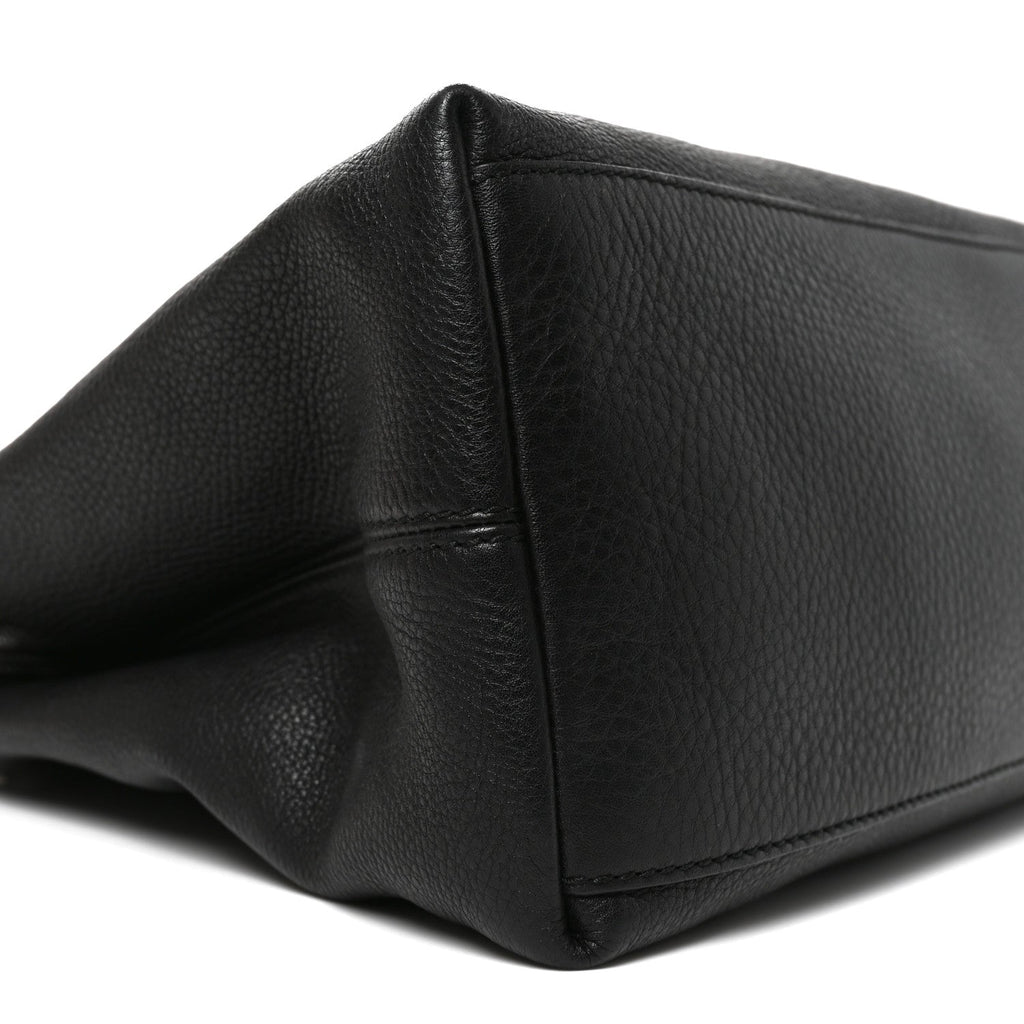 Pebbled Calfskin Medium Soho Chain Shoulder Bag Black