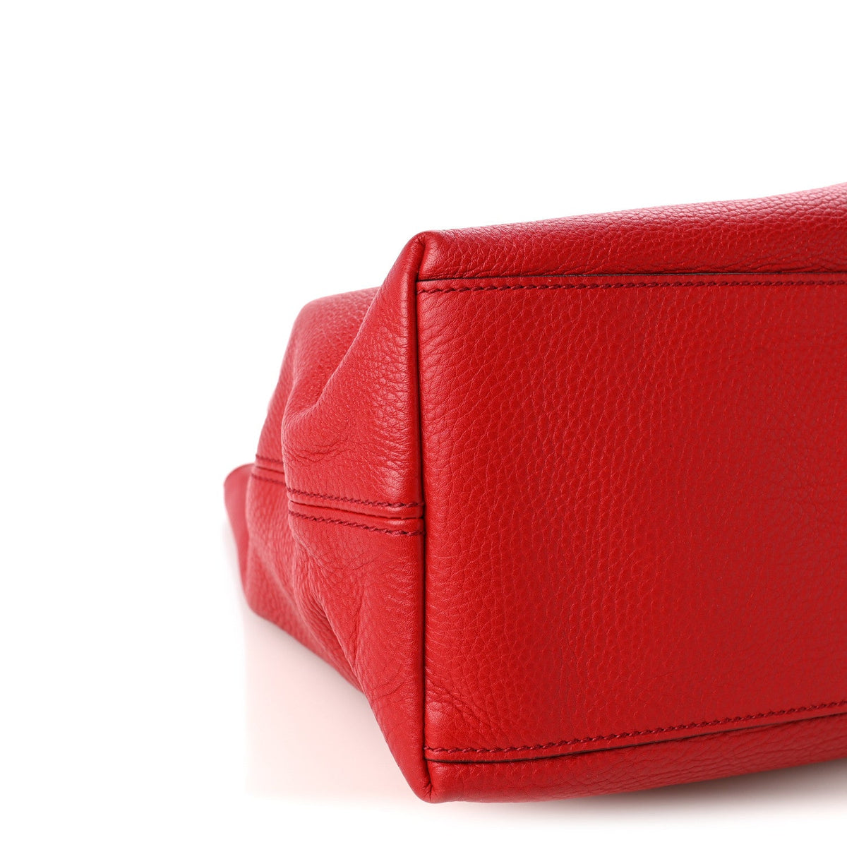 Cellarius Calfskin Medium Soho Chain Shoulder Bag Vibrant Red