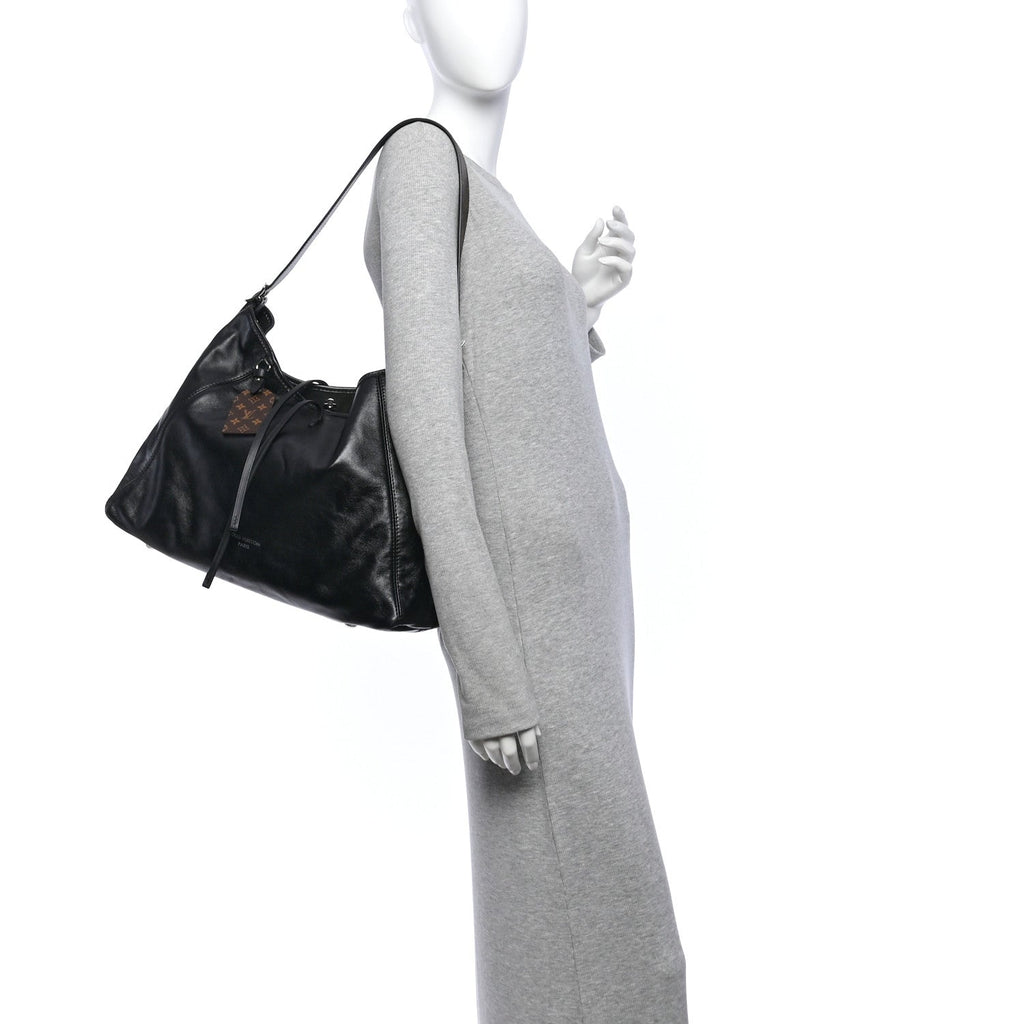 Lambskin CarryAll Vibe MM Black