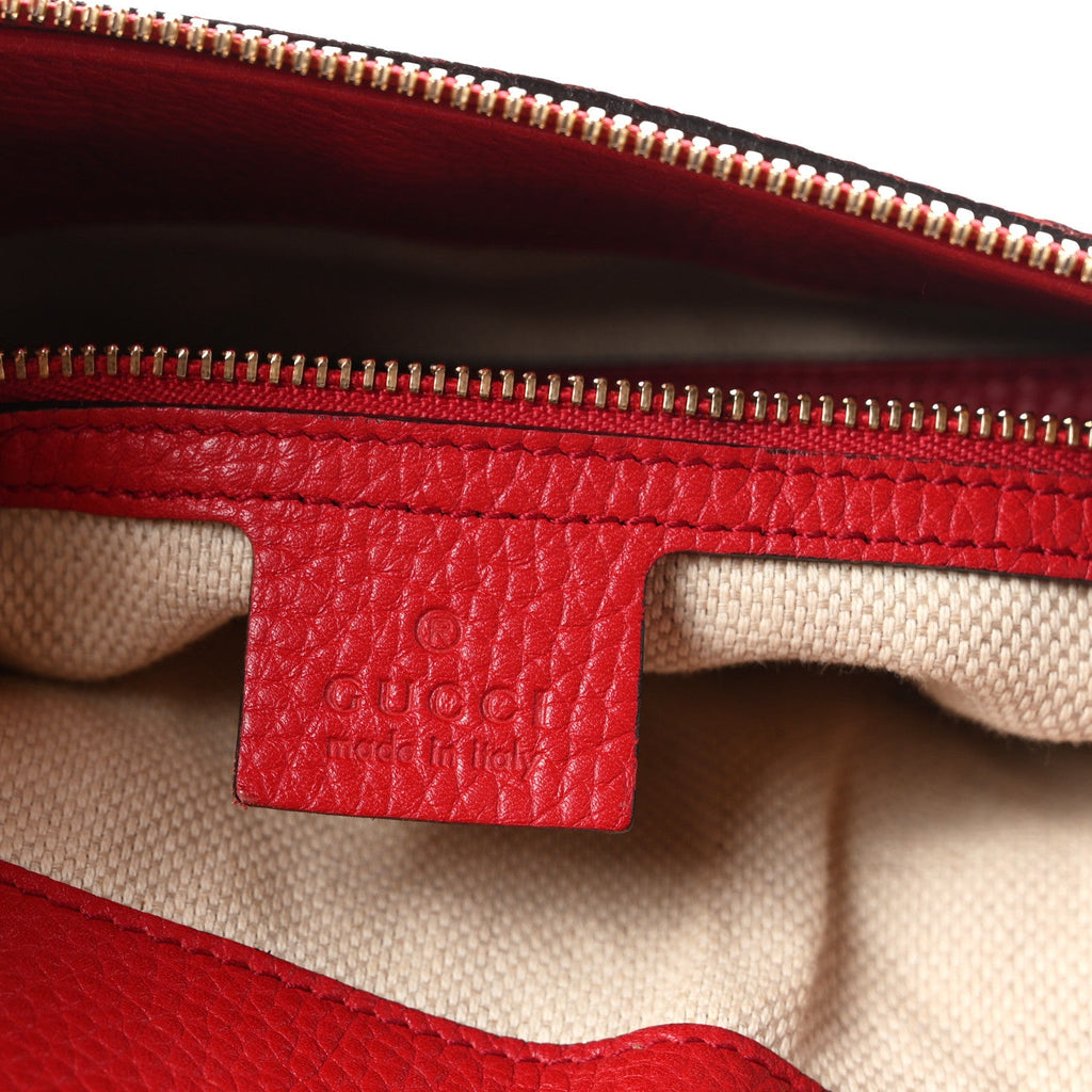 Pebbled Calfskin Large Soho Hobo Tabasco Red