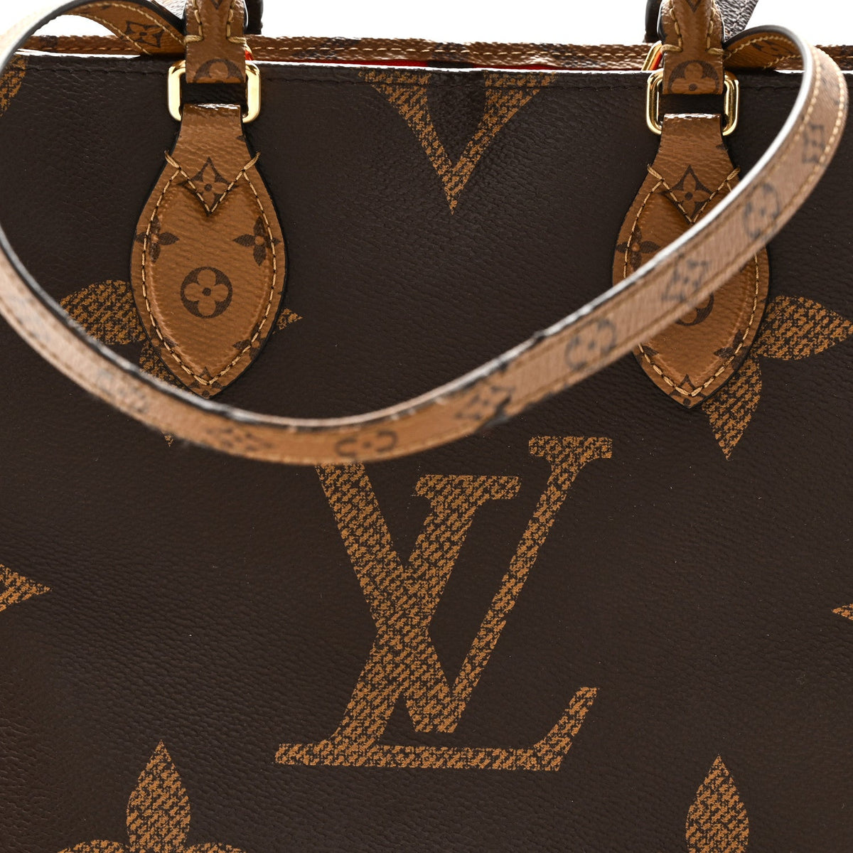 Reverse Monogram Giant Onthego MM