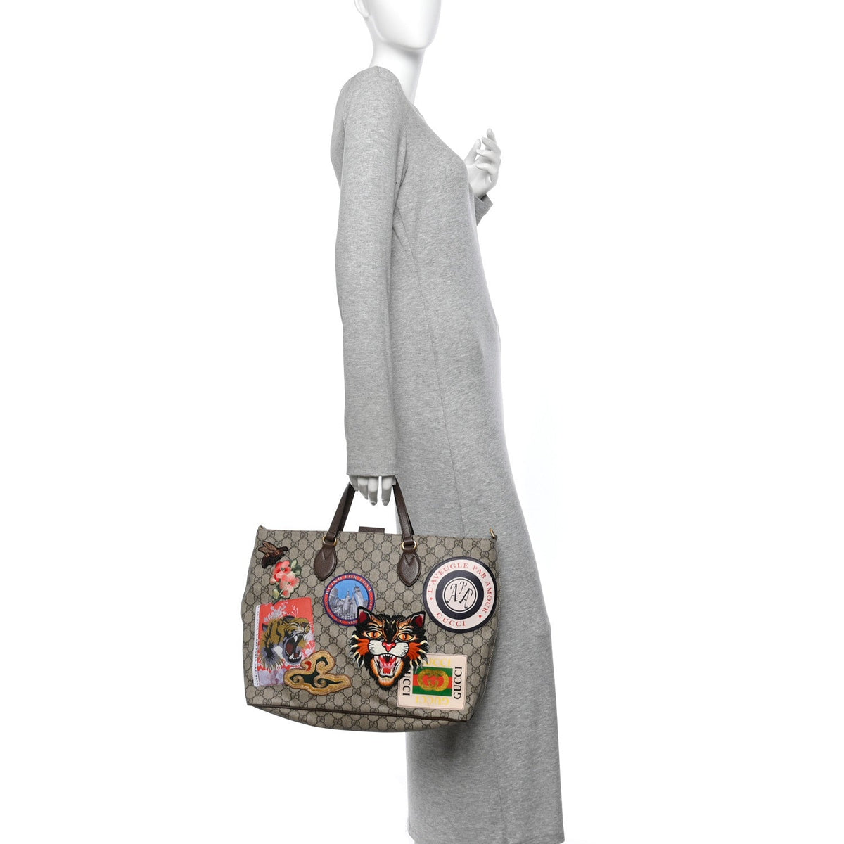 Soft GG Supreme Monogram Courrier Medium Crossbody Tote Beige New Acero